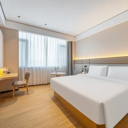 Pujiang Junjie Hotel (Nianmushan Night Market)