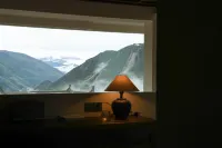 Yunqidu Constant Oxygen and Warmth Private Hot Spring Villa (Shuangqiao Valley Scenic Area)