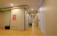 판라 호텔 (진화 고속철도역 저장사범대학교 지점) 저장 사범 대학 주변 호텔