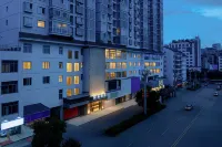 Yuelai Hotel (Kaili Dazishi) Hotels in Economic Development Zone