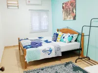 Bluewave Sea Out Seaview Homestay โรงแรมใกล้น้ำตกเตอมะรุน