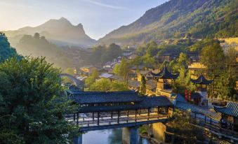 Linye Wangxian | 360° Panoramic View Resort Courtyard-Style Hotel (Wang Xian Gu Scenic Area)