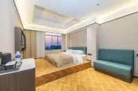 Amy City Hotel (Jingmen Churong capital store)
