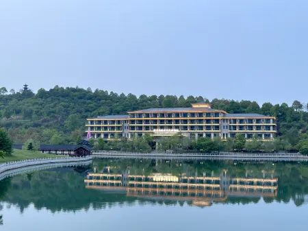 HOTEL MULAN TOWNSCAPE WUHAN Отели рядом с достопримечательностью «Hubei Ming and Qing Dynasties Ancient Architecture Museum»