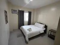 Boracay Backpackers Hotel a 