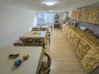 Cottages with mountain and canyon view - Homestays