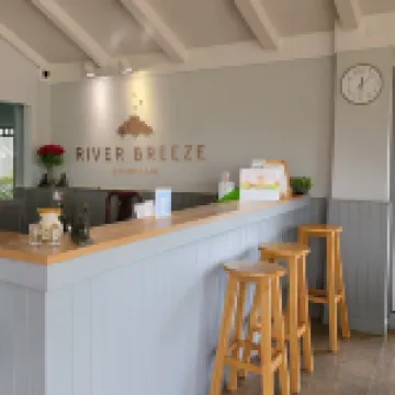 River Breeze Chiangsean