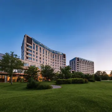 Atour Hotel (Beijing Linkong New National Exhibition Center) Hotels near Houshayu Station