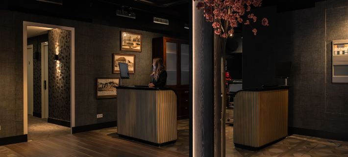 Hotel Twenty-Three Amsterdam Airport = 호텔 트웬티-쓰리 암스테르담 에어포트 호프트도프 호텔