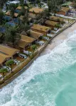 Changfeng Guesthouse (Weizhou Island Seaview Chalet) Отели в г. 