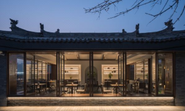 Wanda Yi, Xi'an Bell Tower The Linow