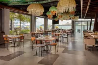 Two Seasons Coron Bayside Hotel