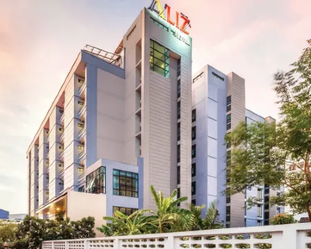 Aliz Hotel Hotels in Nonthaburi