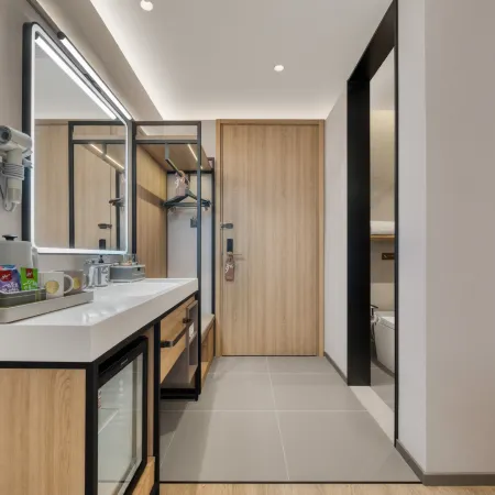 Homeinn Plus Hotel (Minhou Normal University Qishan Lake)