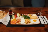 The House Rooms - breakfast