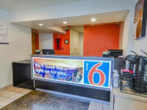 Motel 6 Huntsville, TX Hotels in Walker County