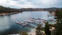 The Pines Resort - Mountain view