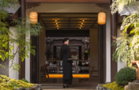 Chinese-style garden resort hotel
