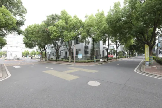 一閣公寓（上海國家會展中心虹橋火車站店）