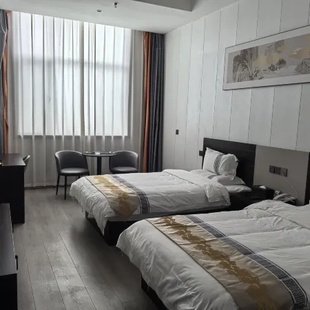 Zunuo Business Hotel