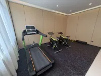 Homeinn · neo Hotel (Dezhou College Pedestrian Street Xuefu Branch) - نادي رياضي