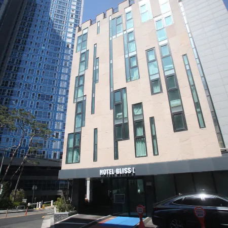 HOTEL BLISS Myeongdong Отели рядом с достопримечательностью «Галерея «Кымсан»»