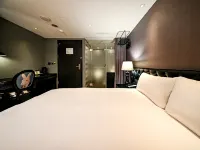 CHECK inn Taipei Main Station Branch Hotels in Taipei