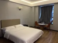 Lichuan Pinhong Hotel