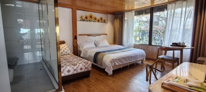 Fuxian Lake Shuimingju Homestay Hotel a Huaning