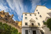Gran Hotel Claridge Granada - Preferred Hotels & Resorts