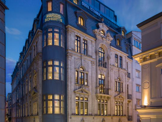 Palazzo Donizetti Istanbul, Tapestry Collection by Hilton