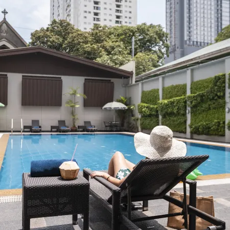 Tropicana Suites