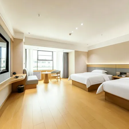 Pingliang Longdong Pearl Hotel (Gansu Medical College TiYu Park)