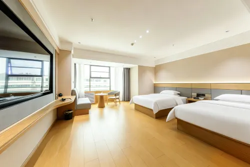 Pingliang Longdong Pearl Hotel (Gansu Medical College TiYu Park)