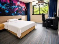 Yunman | Luxury · Bespoke E-Sports Hotel (Tianhong Shopping Center)