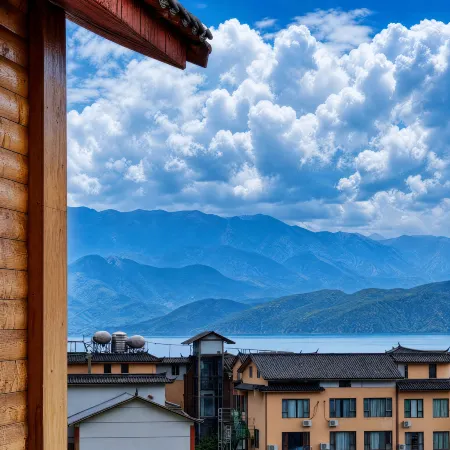Vienna 3 Good Hotel (Lijiang Lugu Lake Daluo Branch)
