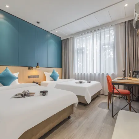 Aisu Hotel (Dongyu Night Market Songjiang East Road Subway Station)