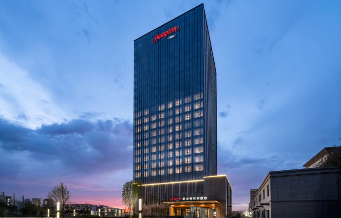 Urumqi Midong Hilton Hampton Hotel