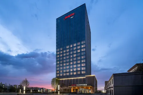 Urumqi Midong Hilton Hampton Hotel - 가성비