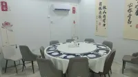 Presidential Hotel - breakfast