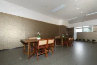 Tingxuan Hotel (Shenzhen Luohu Dongmen Old Street) - 2-Star