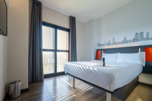 easyHotel Barcelona Fira - bar