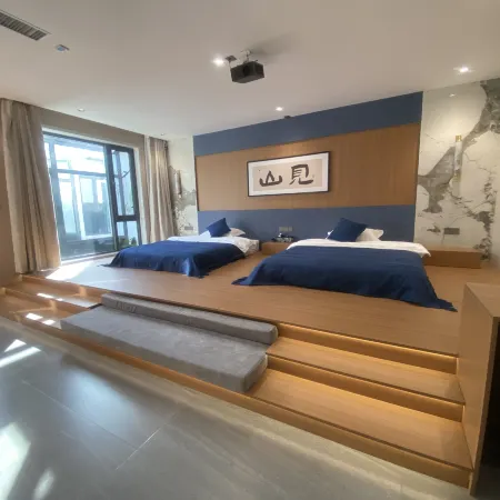 Arxan Yingkelai Hotel