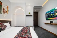 Yunqi Shangshe Boutique Stay (Tekes Lijie Bagua City) - Hot Tub