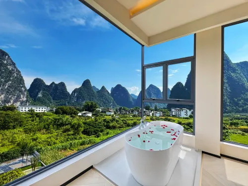 Huahangyu Hotel (Xingping 20 Yuan Scenic Area) - 3-Star