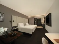 Ningbo Xiangshan Shipu Fishing Port Ancient Town Atour Hotel - 주차장