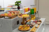 Sijifengya Hotel (Laixi Station Yuehu Park) - breakfast