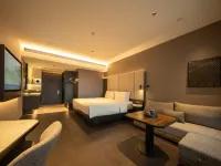 Dongguan International Trade Center Yuanmei Subway Station Atour Hotel - New