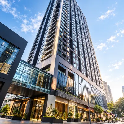 富薈鉑璽·Service Apartment（深圳卓悅滙上梅林地鐵站店） 麻岭附近的飯店