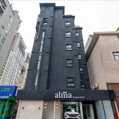 alma Hotel Hotel berhampiran Kuil Bongwonsa